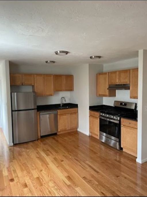 rockland - Photo 3 of 13