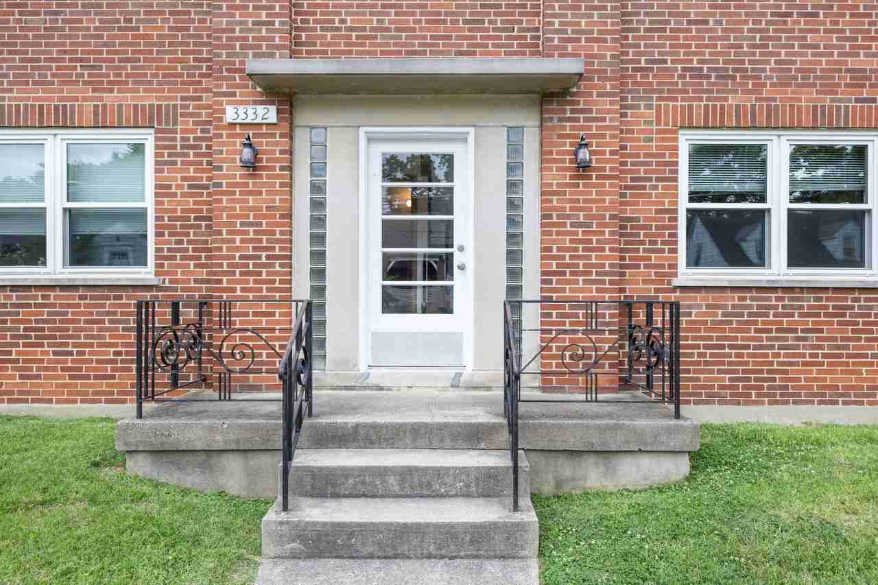 Oakley- Charming 4 family and desirable street - Photo 3 of 7