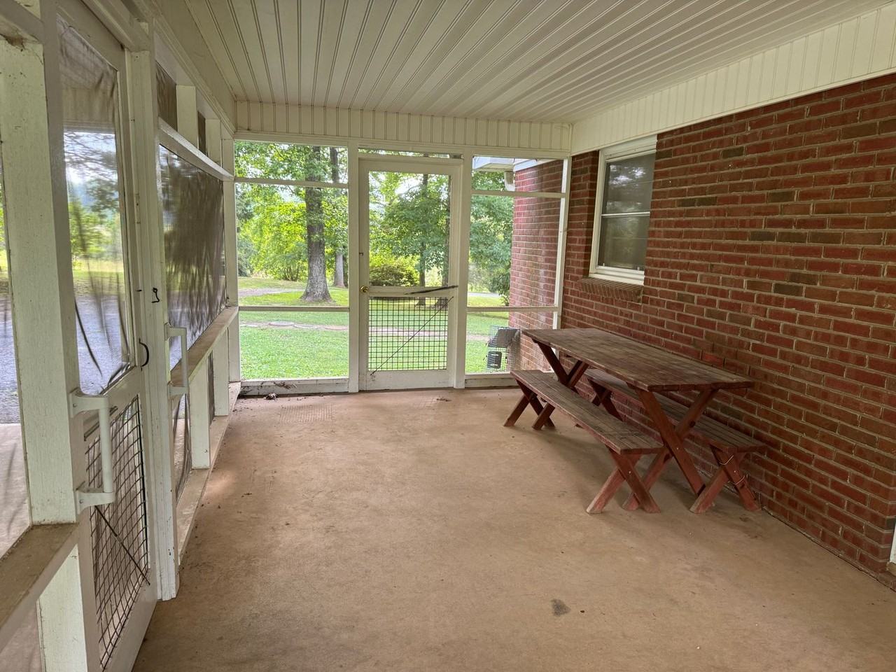 1209 Dameron Rd - Photo 4 of 15