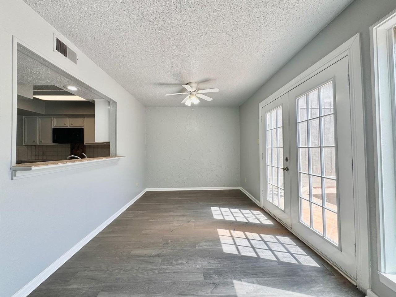 5763 38th St - Photo 3 of 17