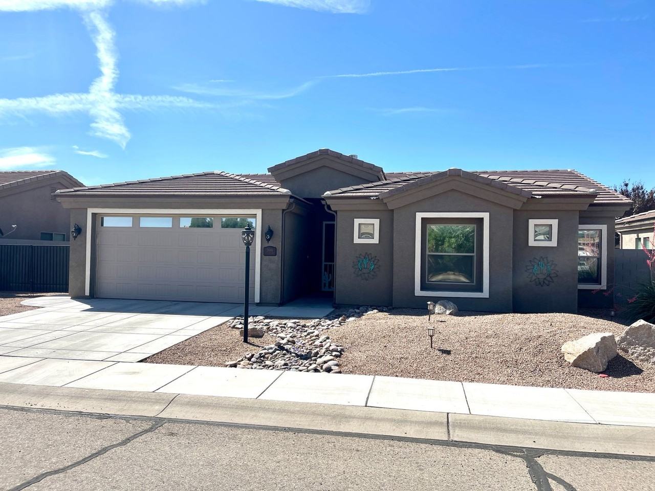 2448 Cliff Rose Way - Photo 3 of 42