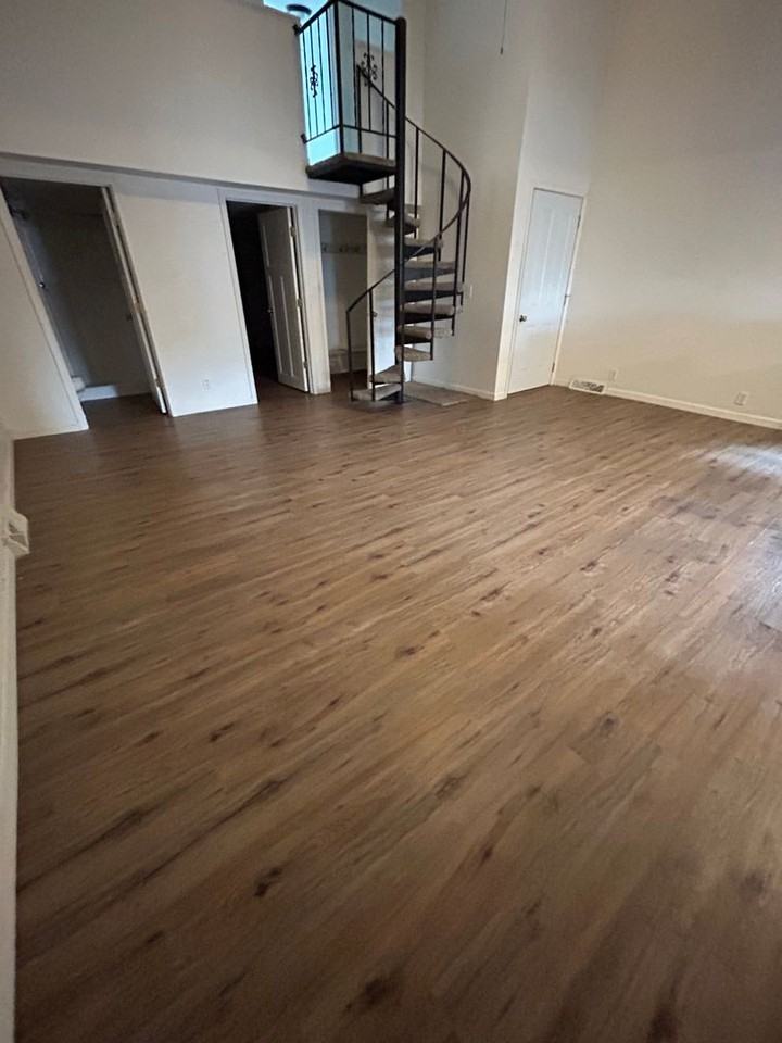 411 3rd St S #1 - Photo 2 of 18