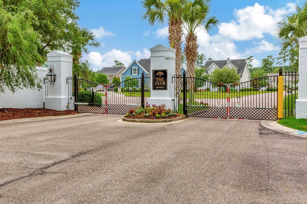 258 Silver Cypress Cir - Photo 2 of 47