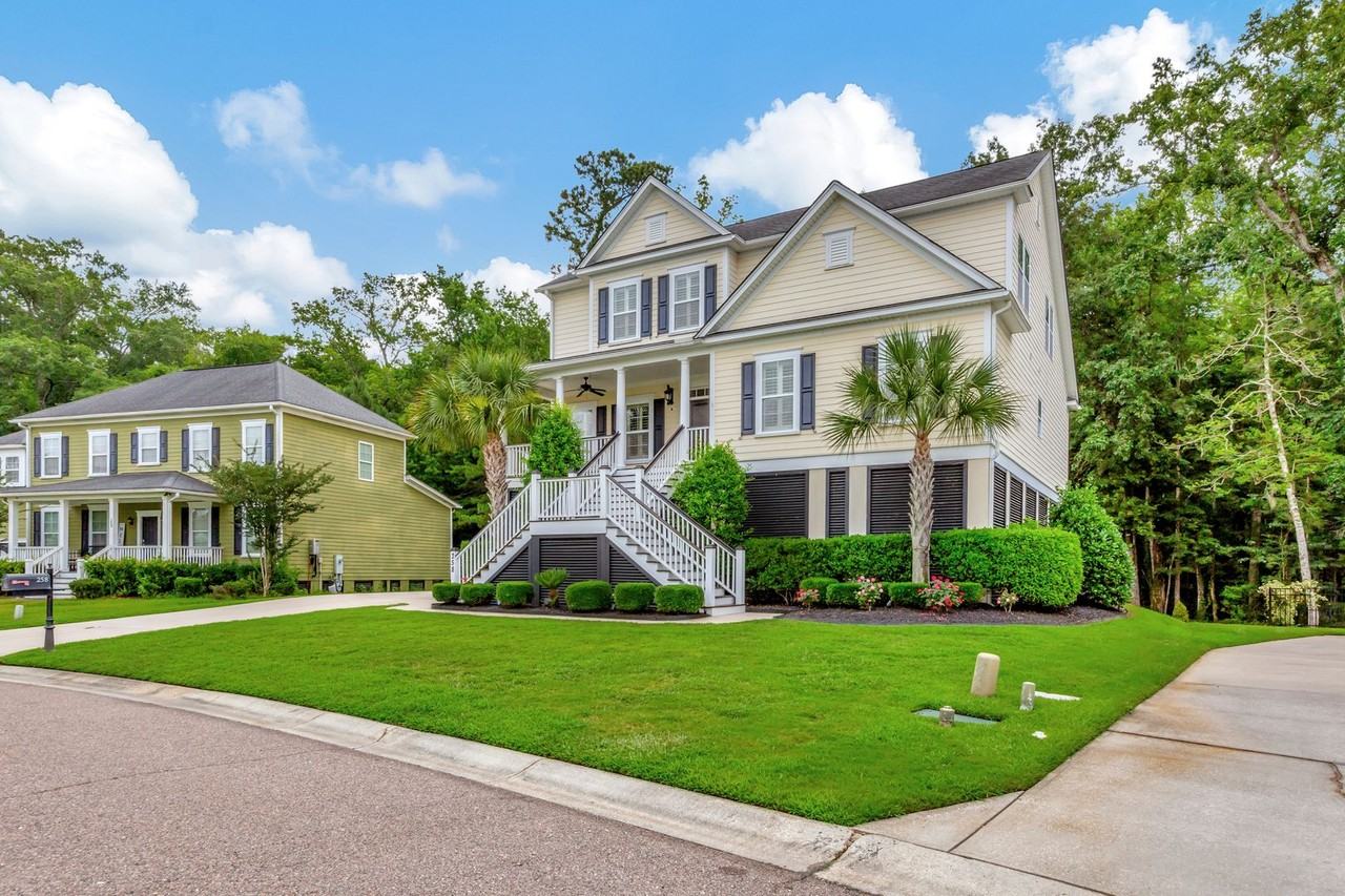 258 Silver Cypress Cir - Photo 3 of 47