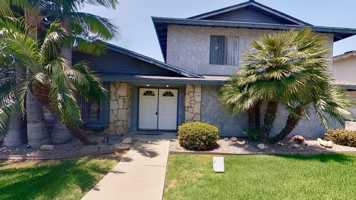 featured image of 121 Greentree Ln