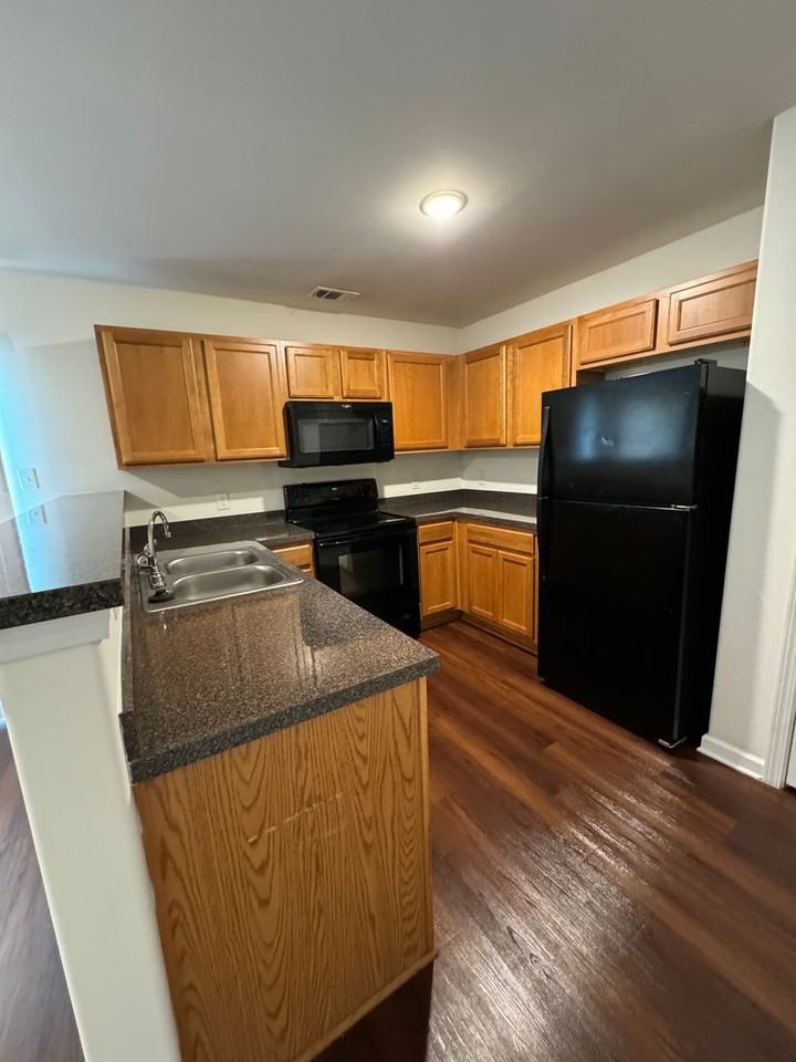 81 Bearing Cir - Photo 6 of 14