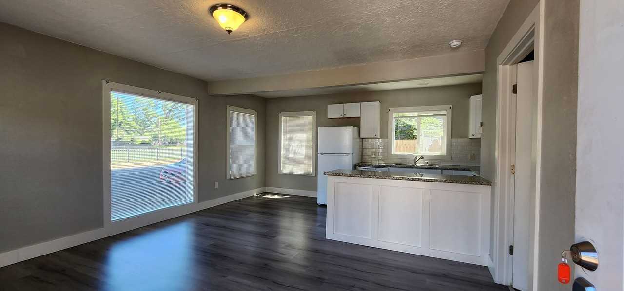 Park Street Apartments - Photo 4 of 5
