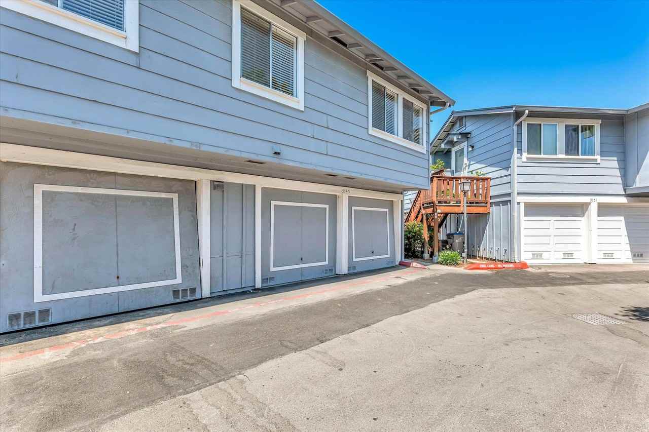 3145 Shofner Pl - Photo 3 of 37