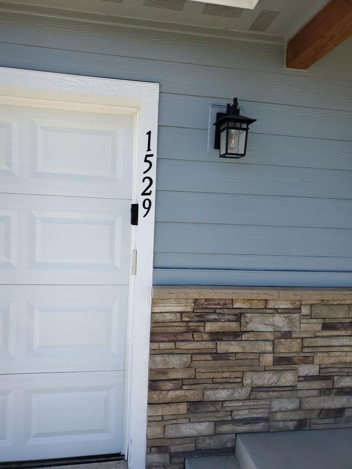 1529 E Marilyn Cir - Photo 2 of 28