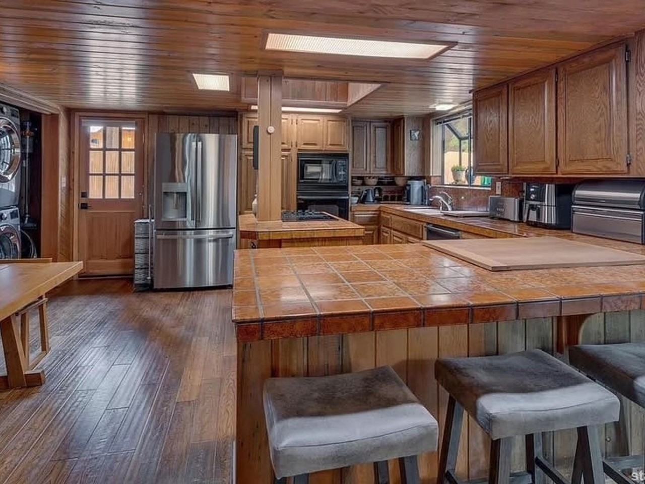 1858 Narragansett Cir - Photo 2 of 15