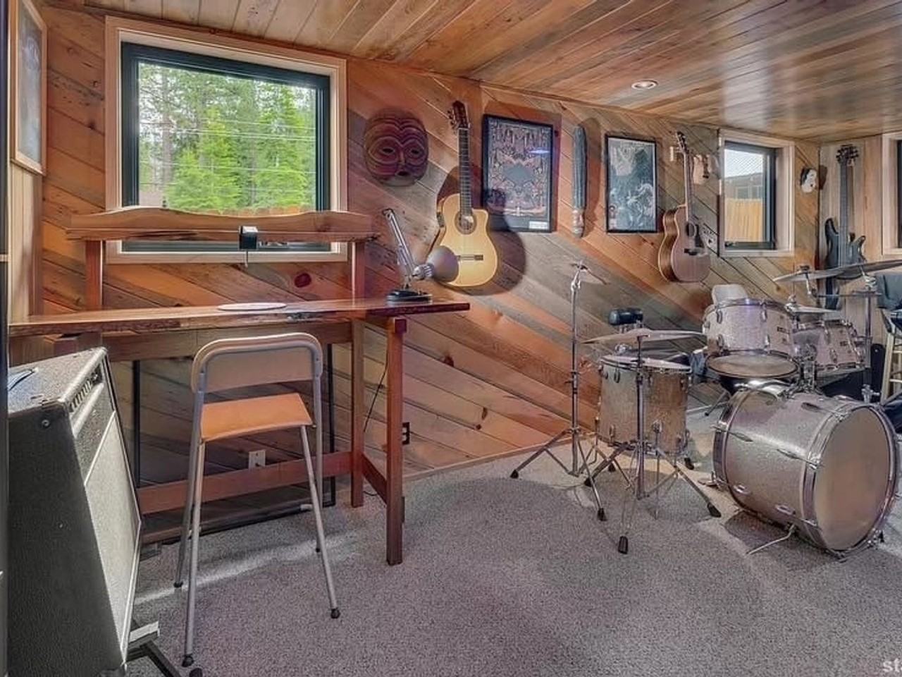 1858 Narragansett Cir - Photo 4 of 15