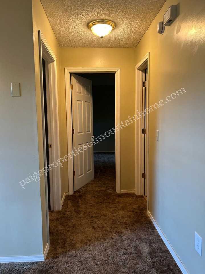 1304-1306 Meadowbrook - Photo 3 of 17