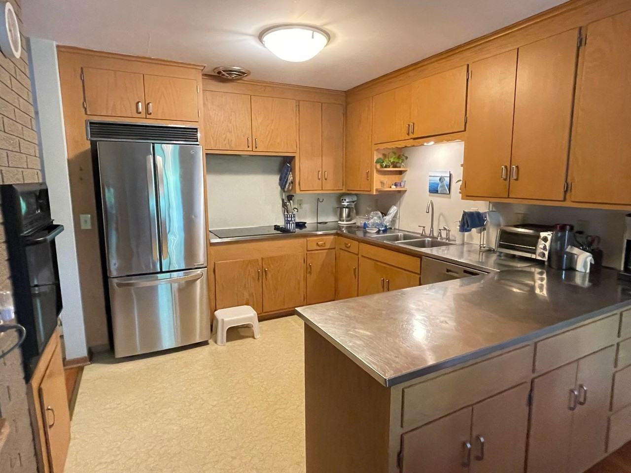 1805 Kenwood Pkwy - Photo 3 of 28