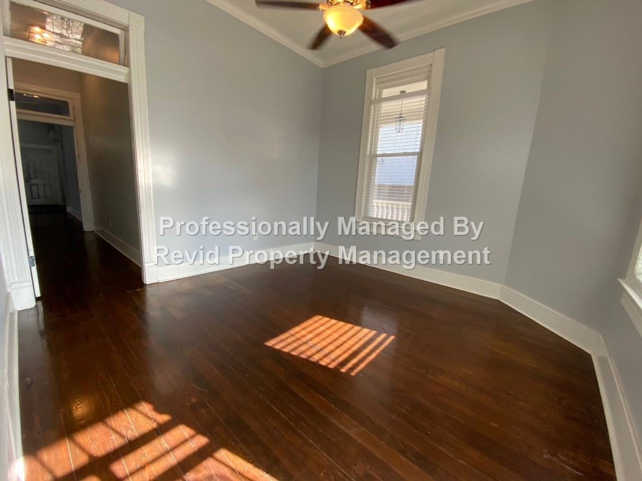 1640 Monroe - Photo 2 of 6