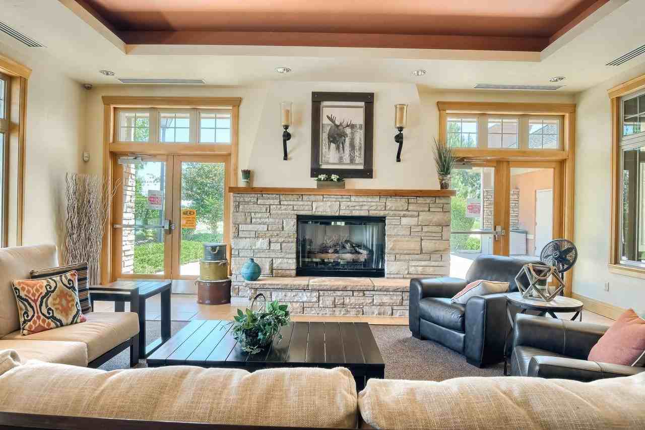 3475 Boulder Cir