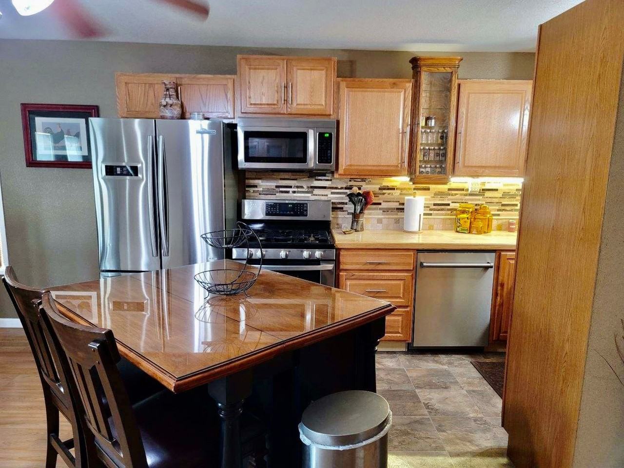 4616 Peck Dr - Photo 5 of 31