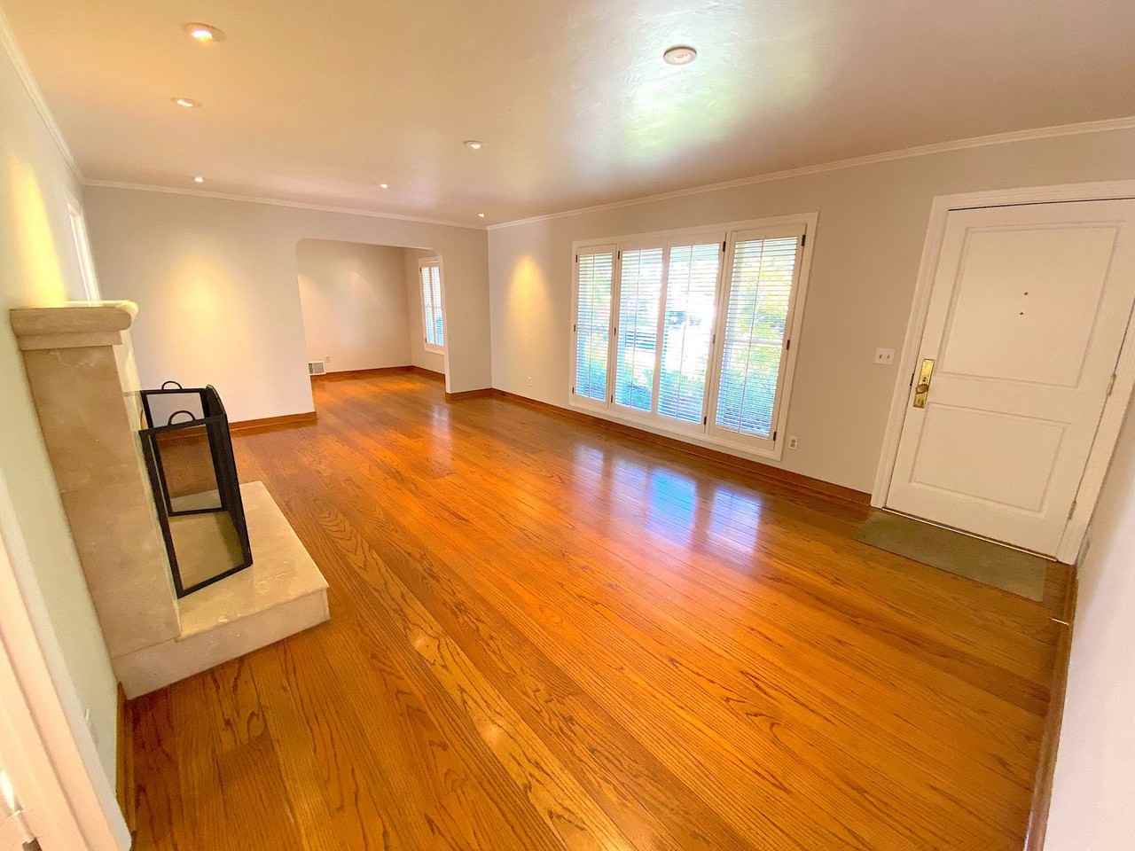 918 Clinton Rd - Photo 3 of 25