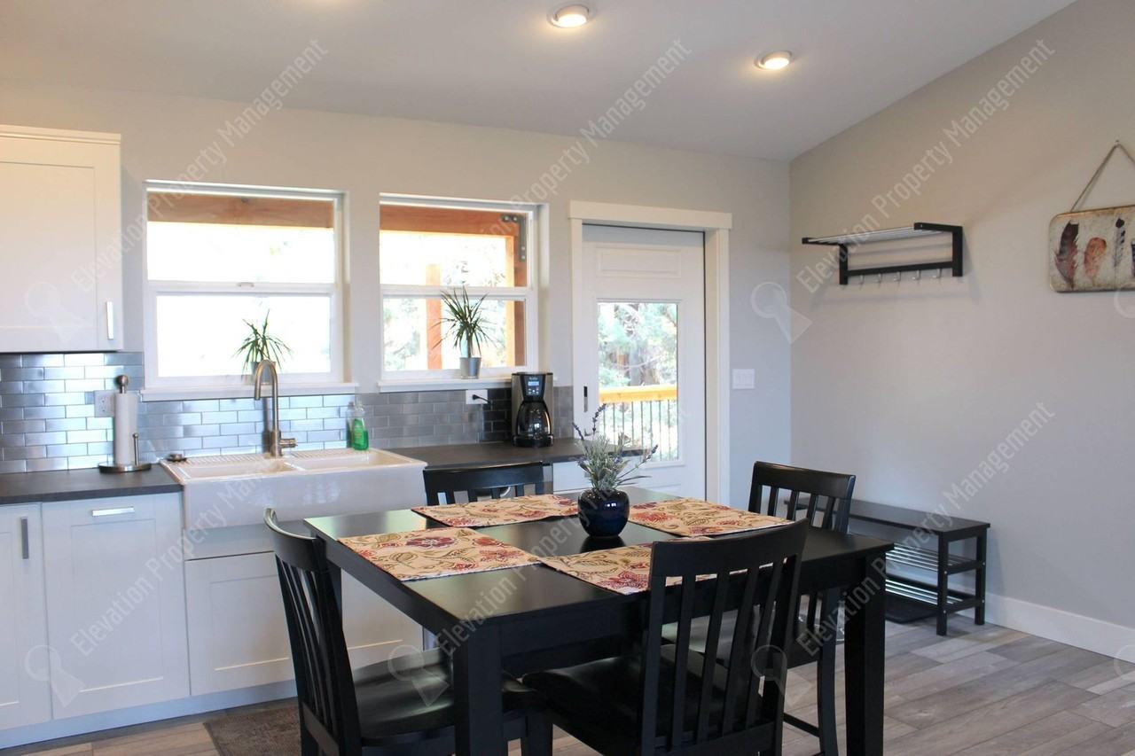 2485 Nw Todds Crest Dr - Photo 4 of 14