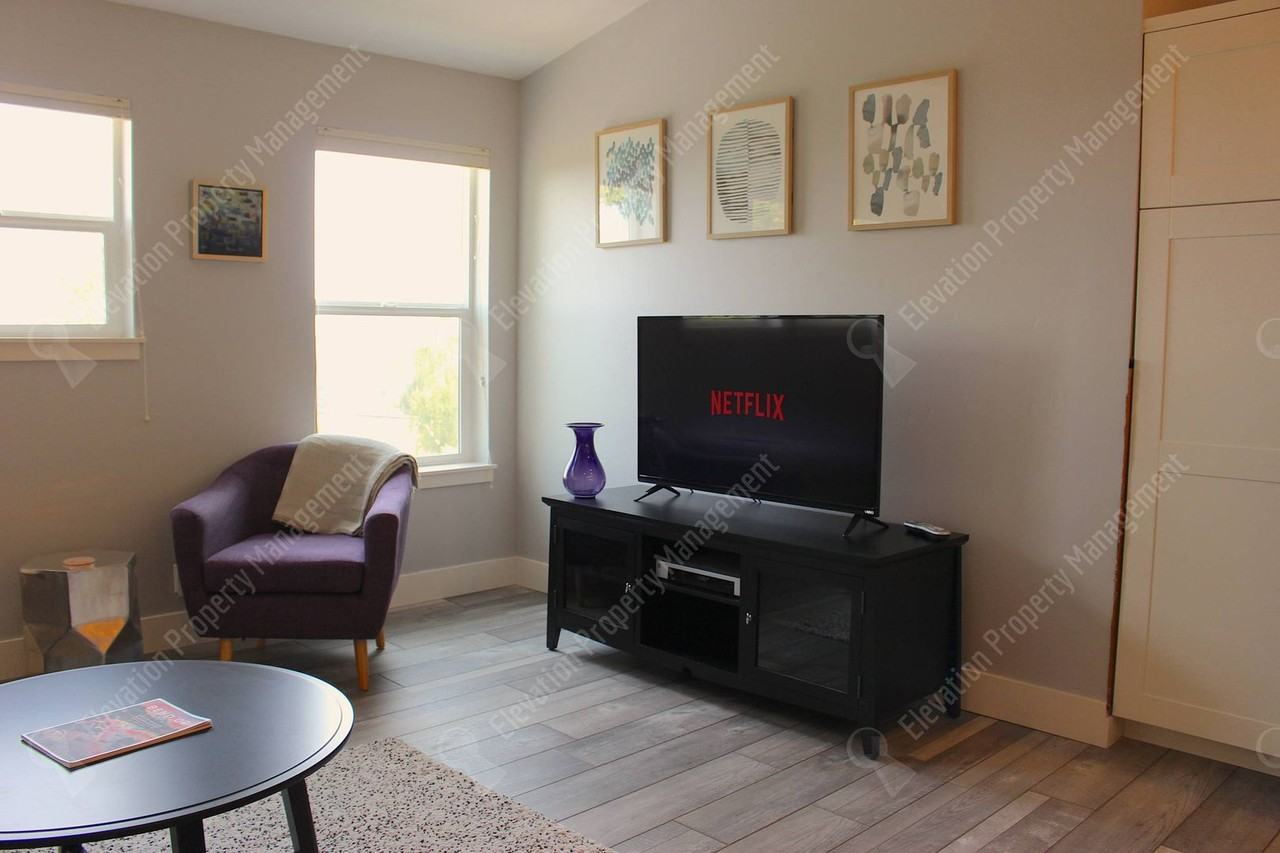 2485 Nw Todds Crest Dr - Photo 6 of 14