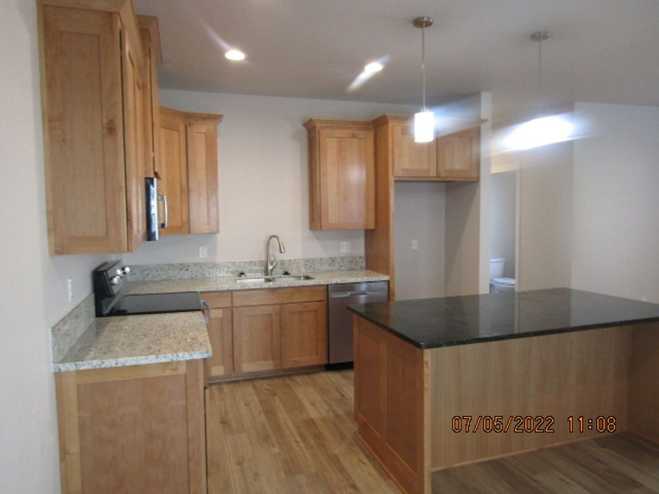 324 Everett Way - Photo 3 of 20