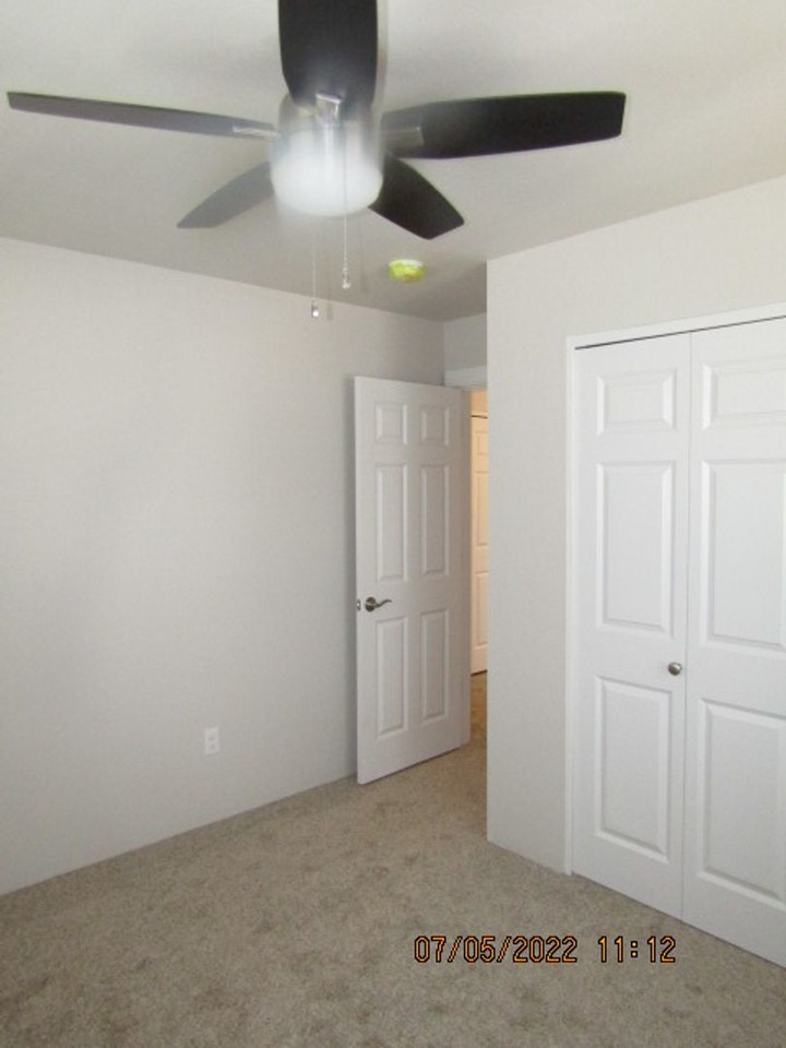 324 Everett Way - Photo 7 of 20