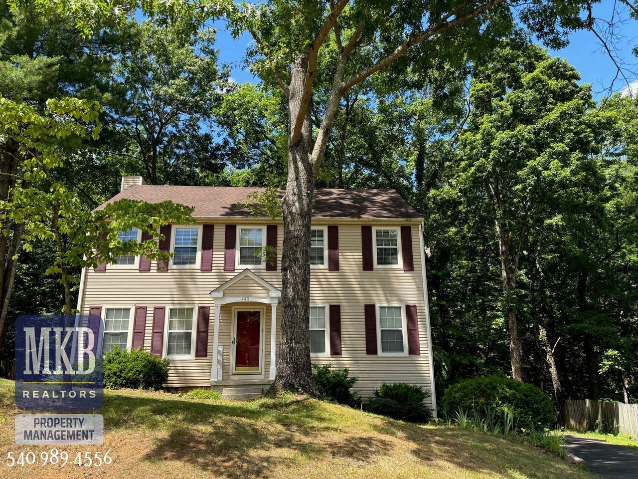 4411 Summerset Dr - Photo 2 of 45