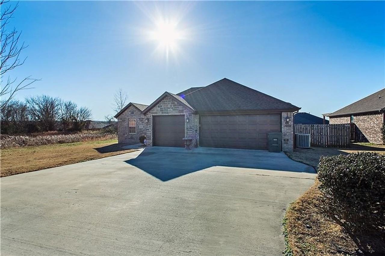 4189 W Titus Dr - Photo 4 of 17