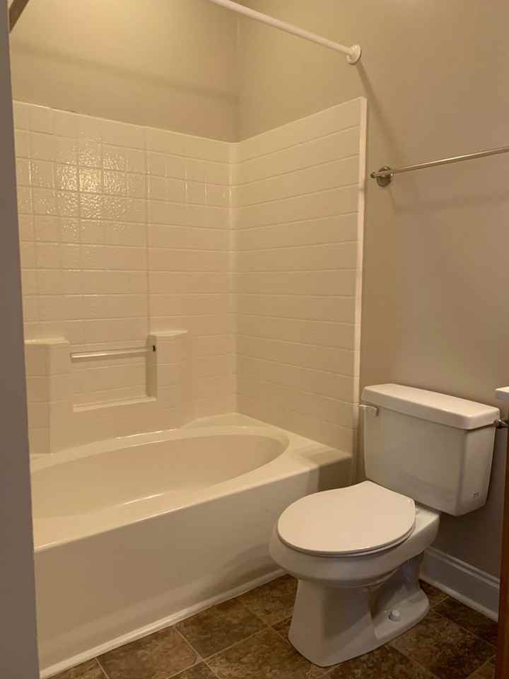 262 Sheliah Ct - Photo 4 of 17