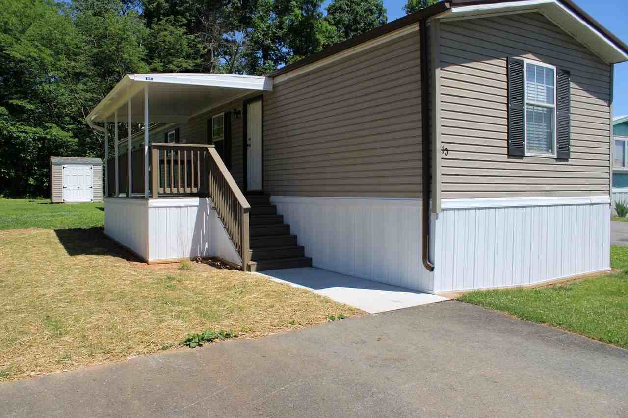 10 Locust Ln - Photo 2 of 12