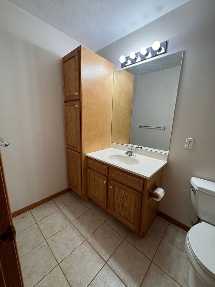 506 Harding St - Photo 6 of 16