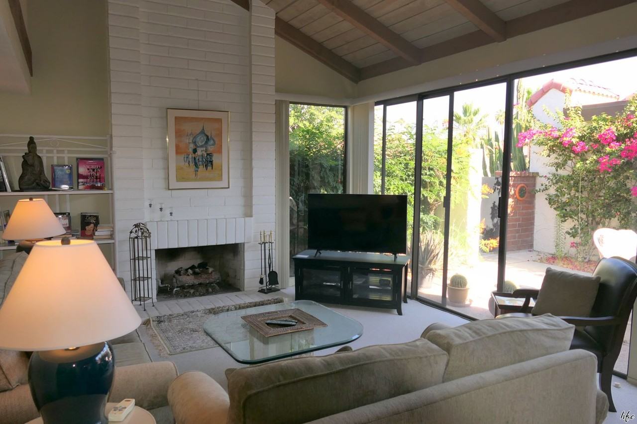 2360 Miramonte Cir W #F - Photo 6 of 18