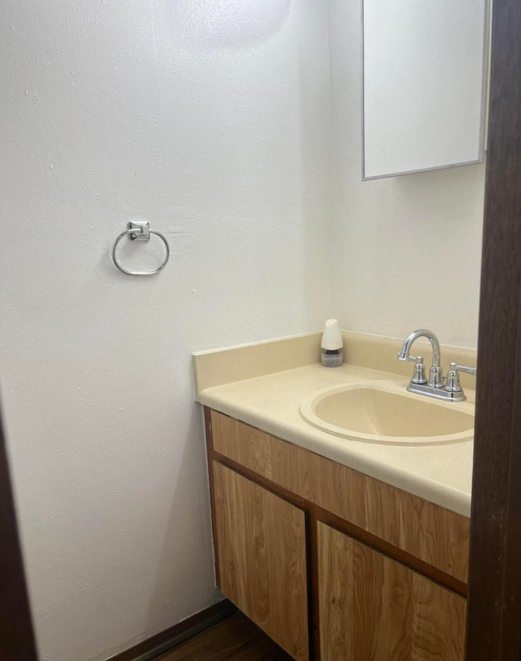 201 High Meadows Boulevard #103 - Photo 7 of 9