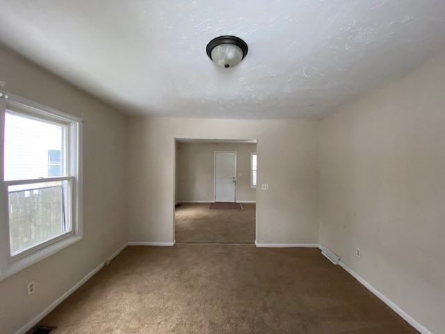 1346 N Adams St #1 - Photo 5 of 18