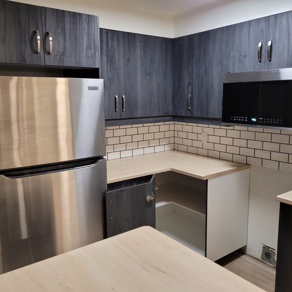 485 218-485 1st Ave W #218 - Photo 2 of 20