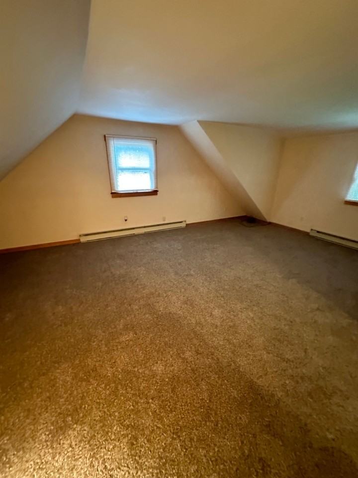 9 Applewood Ln #1 - Photo 6 of 11