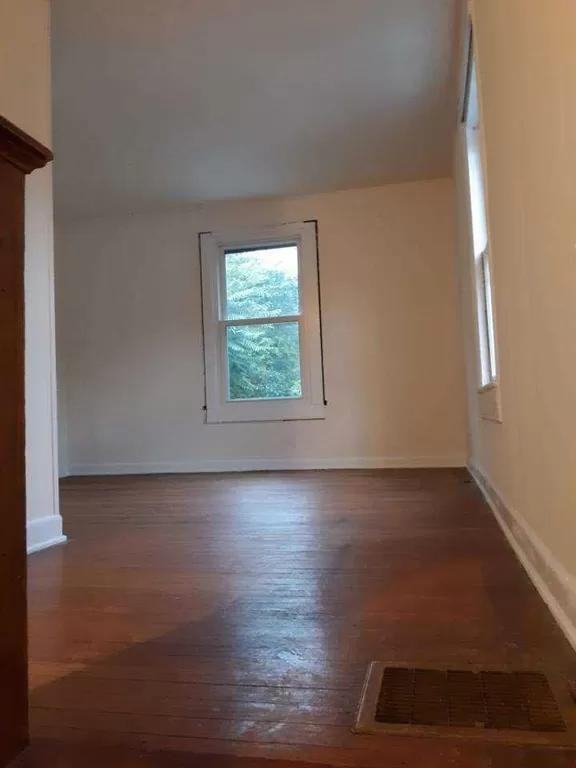 24 Oak St ## 26 - Photo 6 of 7