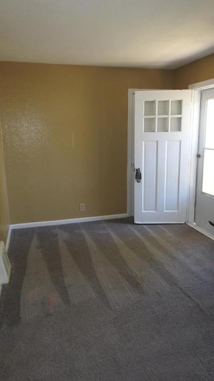 105 S Carlisle Ave - Photo 3 of 23