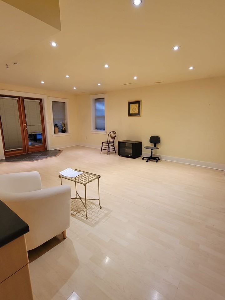 1016 7th Avenue - Photo 3 of 8