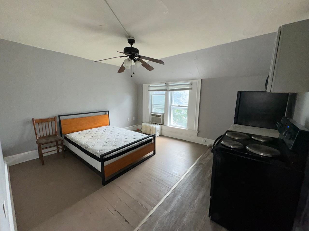 640 Jefferson Ave Apt 3e #3E - Photo 3 of 10