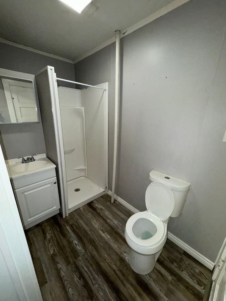 640 Jefferson Ave Apt 3e #3E - Photo 6 of 10