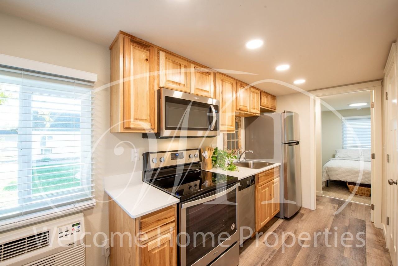 The Cottages - Photo 6 of 28