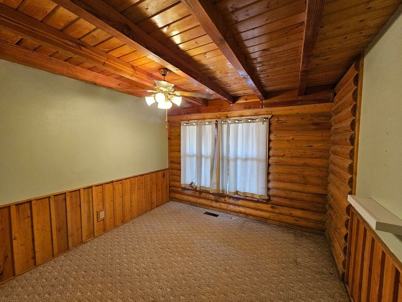 2040 W 546 S - Photo 7 of 16