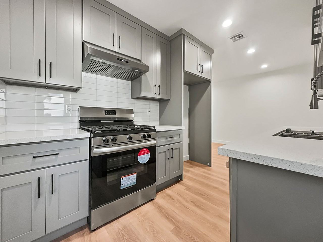 12301 Flint Pl - Photo 2 of 17