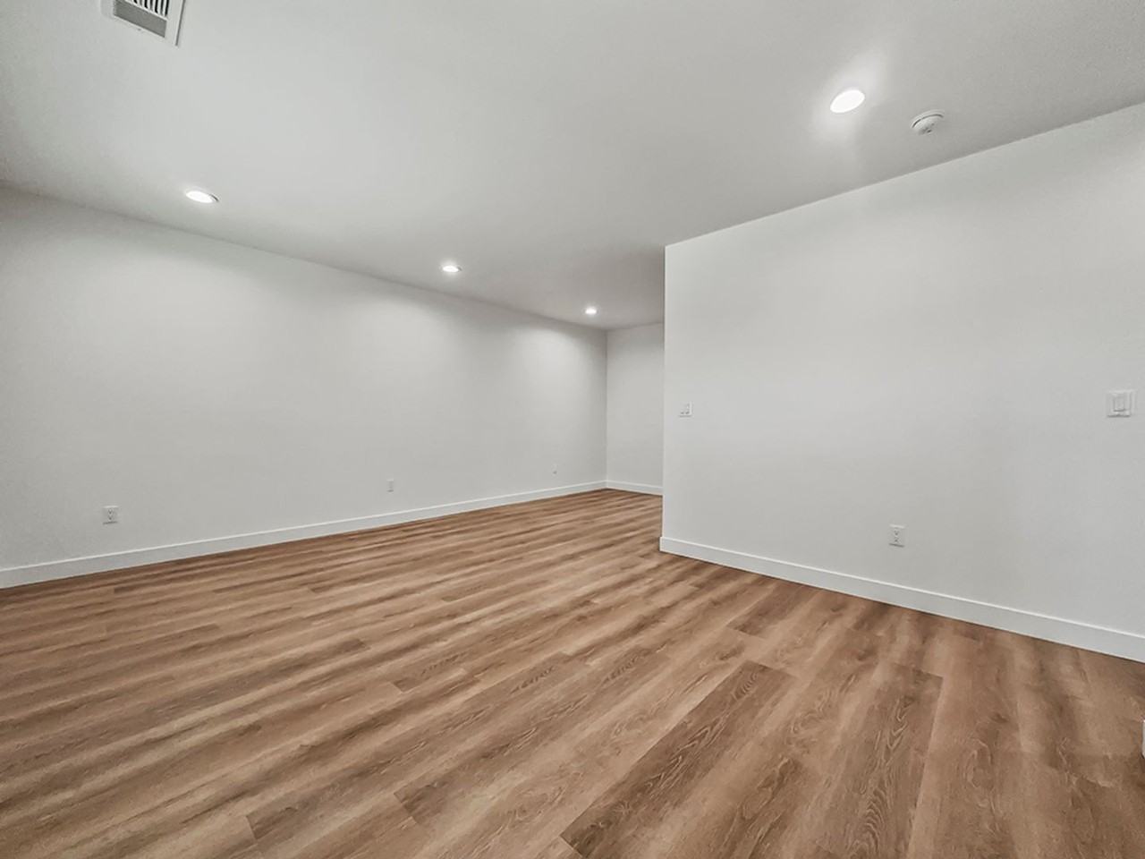 12301 Flint Pl - Photo 5 of 17