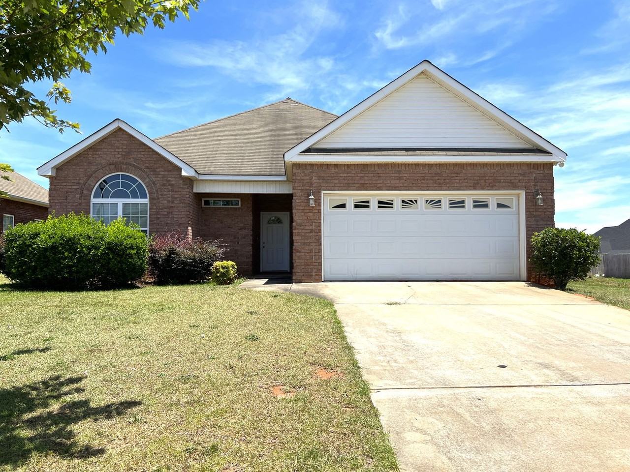 805 Falkirk Dr