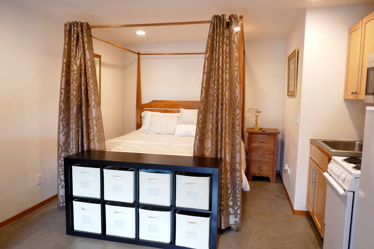 8 Auburn Ave Lowr #Unit - Photo 5 of 9