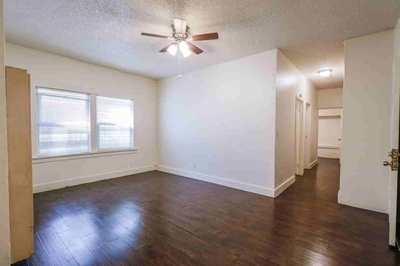 VERMONT - Photo 3 of 31