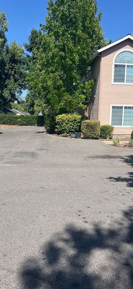 798-1t - 3939 Arrowhead A-D - Photo 2 of 26