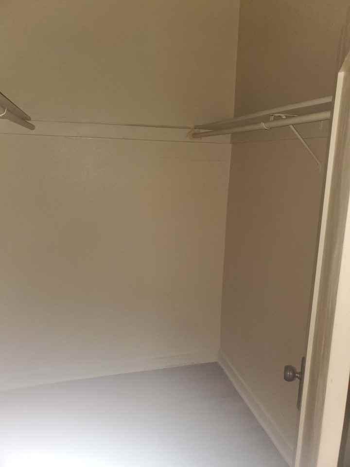 Gallup Fabric building - Photo 6 of 7