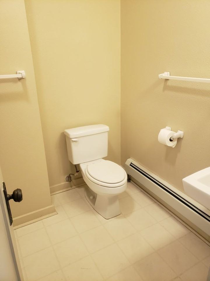 Gallup Fabric building - Photo 7 of 7